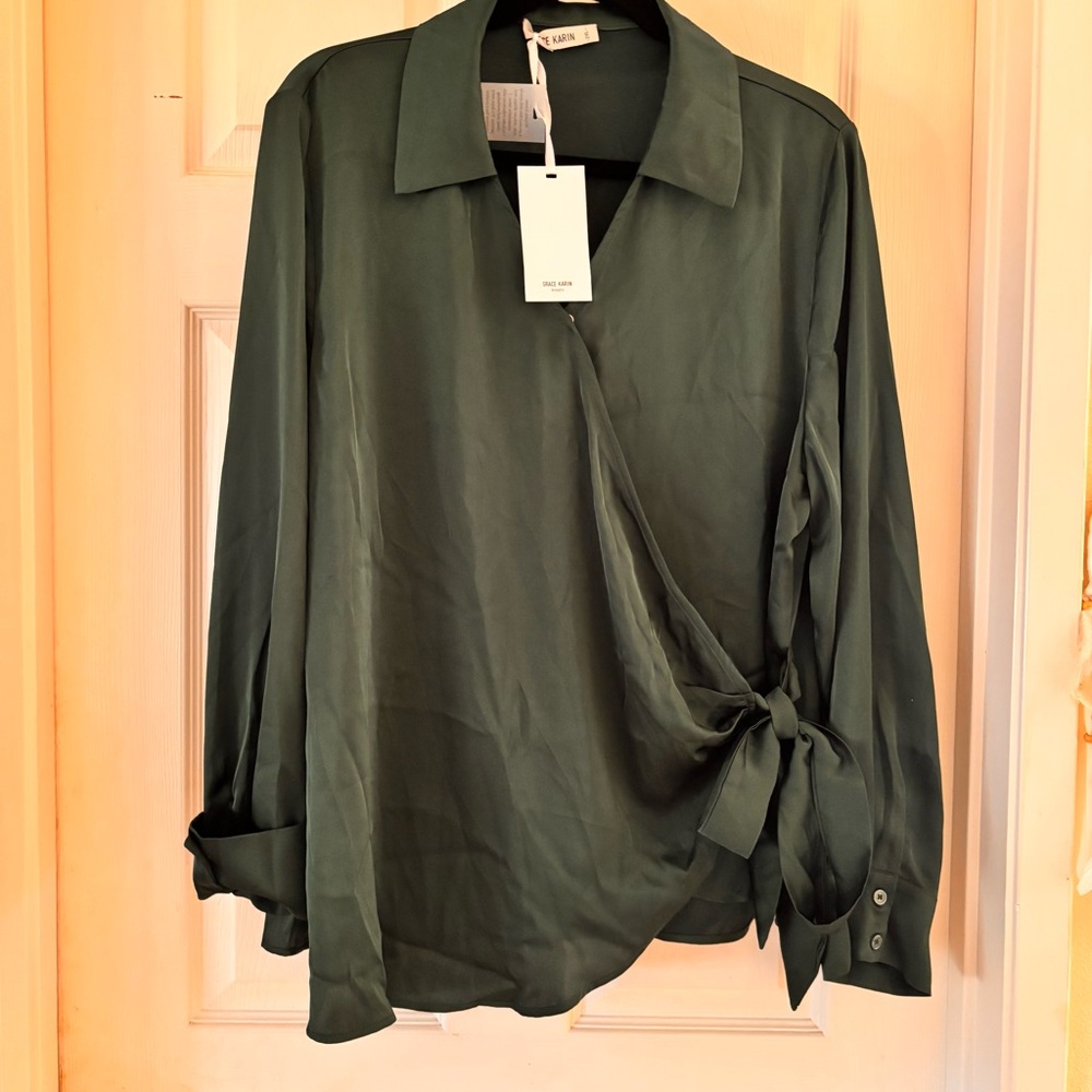 Womens Crossover Wrap LS Blouse